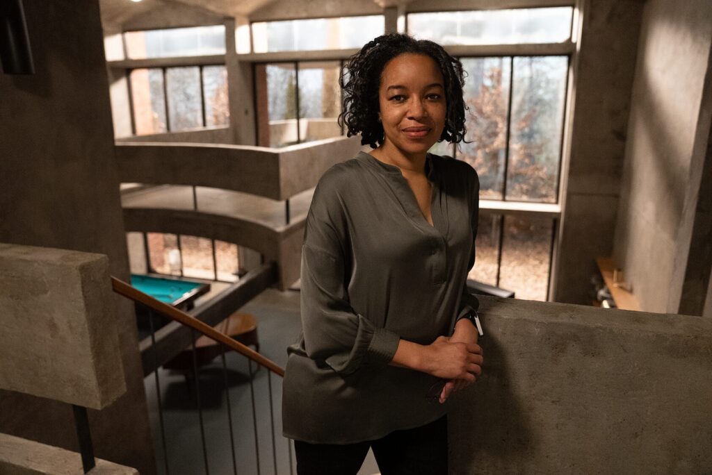 Toni Barton on the Archive 81 Compound set